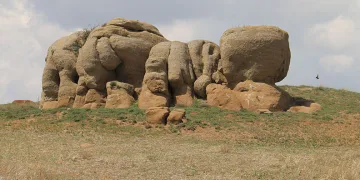 Esrarengiz kayaların sırrı çözülemiyor