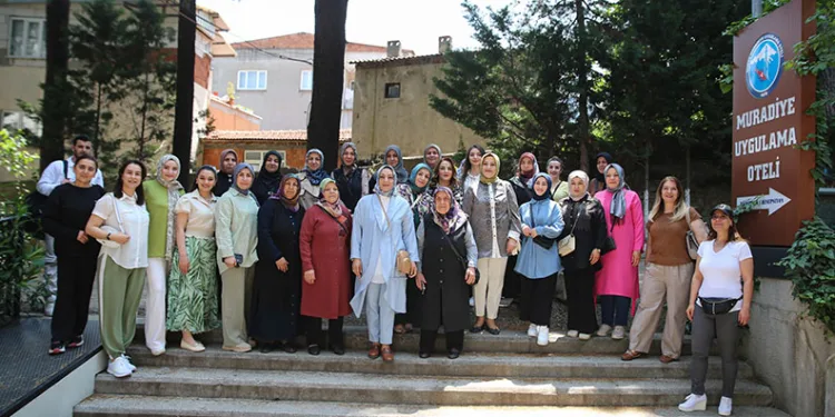 Van’dan gelen şehit ve gezi yakınları Bursa’ya hayran kaldı