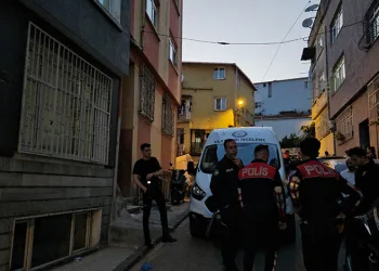 Tartıştığı kardeşini silahla vurarak öldürdü