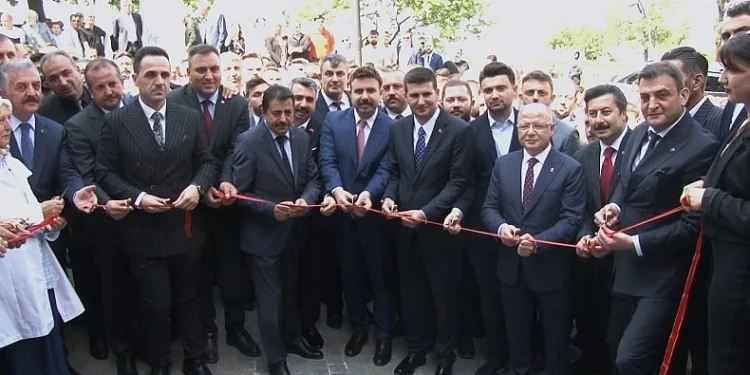 Ülkü Ocakları Bursa İl Başkanlığı yeni hizmet binası açıldı