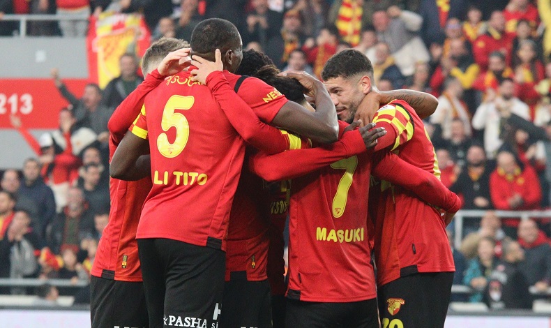 Göztepe'nin sevinci