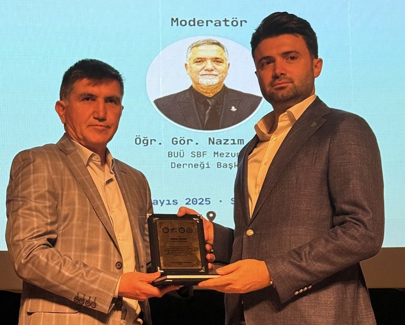 Enes Çelik ve Plaket