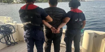 Bodrum’da lüks yatla kaçmaya çalışırken yakalandı