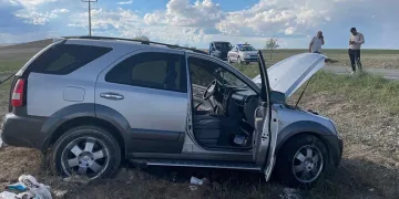 Kontrolden çıkan araç takla attı: 2 yaralı