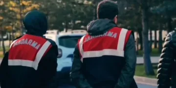 Erzurum merkezli siber dolandırıcılık operasyonu: 9 gözaltı