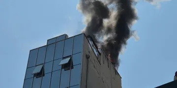 Tekirdağ’da 5 katlı pastane alev alev yandı