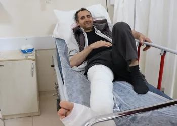 Erzurum’da üzerine kurbanlık düşen adamın ayağı kırıldı