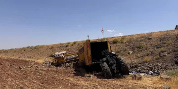 Şanlıurfa’da traktör devrildi: 2 ölü