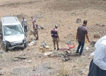 Siverek’te trafik kazası: 2’si bebek 4 yaralı