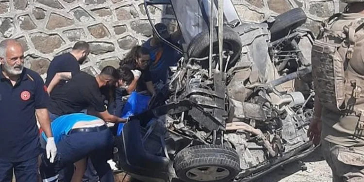 Tunceli’de korkunç kaza: 1’i ağır 6 yaralı