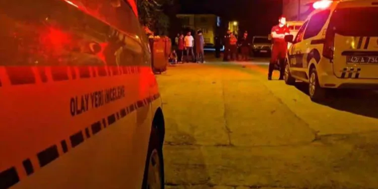 Konya’da bıçaklı kavga: Baba ve iki oğlu yaralandı