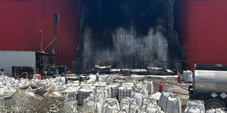 Asfalt fabrikasında yangın