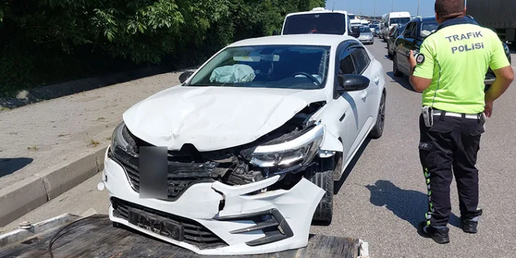 Otomobil motosikletle çarpıştı: 2 ölü