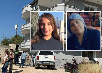 Eşini ve kızını av tüfeğiyle vurarak öldürdü