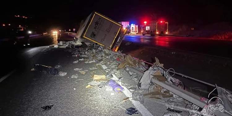 Balıkesir-Bursa kara yolunda tır kazası: 1 yaralı