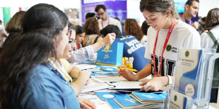 Üniversite Tercih Fuarları 8 Büyük İlde Başlıyor