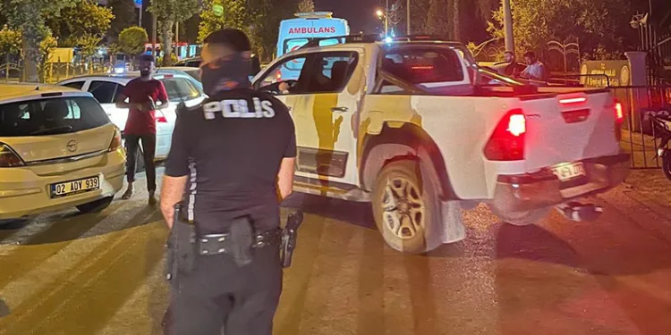 Araç park kavgasında 5 kişi yaralandı