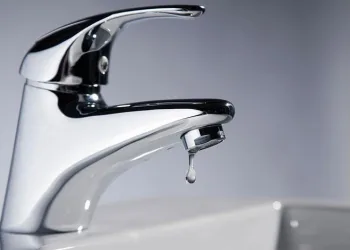 Camide korkutan yangın