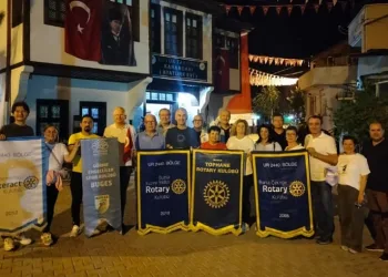 Rotaryenler Kocatepe’de Atalarının izinde yürüdü