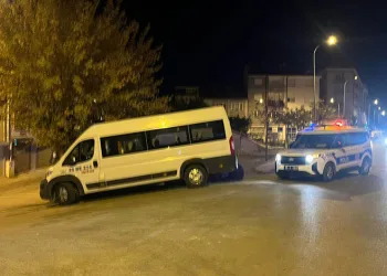 Kafasına taşla vurduğu yeğenini yaraladı, olay yerinden kaçtı