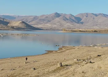 Erciş’teki barajları kuraklık vurdu
