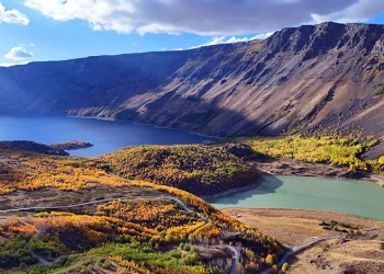 Nemrut Kalderası’nda sonbahar güzelliği