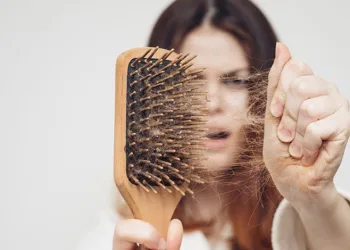 Saç dökülmesinde gizli neden