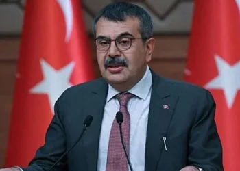 12 yıllık zorunlu eğitim kısalıyor