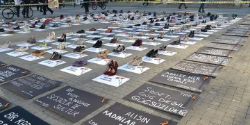 Bursa’da sahipsiz ayakkabılar kadın cinayetlerini anlattı