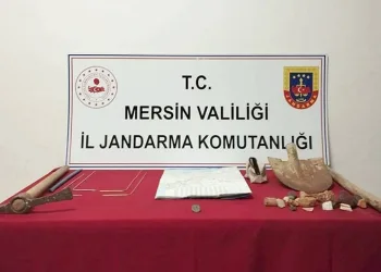 Mersin’de kaçak kazı operasyonu: 4 şüpheli yakalandı