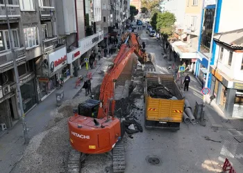 Mustafakemalpaşa ilçesinin altyapısı, yeniden inşa ediliyor