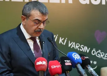 “Öğretmenlerin yükünü hafifletmek için çalışıyoruz”