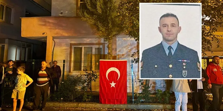 Sakaryalı şehidin baba ocağına Türk bayrağı asıldı