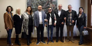 Cumhuriyet Galerisi’nde sanat engel tanımıyor