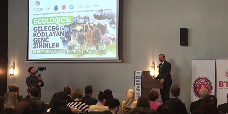 Bursalı taksici yaşlı çiftin araçta unuttuğu 5500 Euro’yu teslim etti