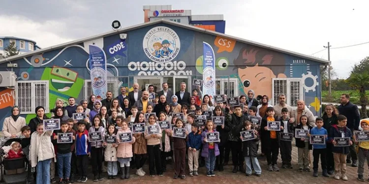 8 bin öğrencinin hayatı Gürsu’da değişti