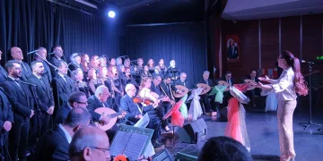 İnegöl Belediyesi TSM Korosundan Kulakların Pasını Silen Konser