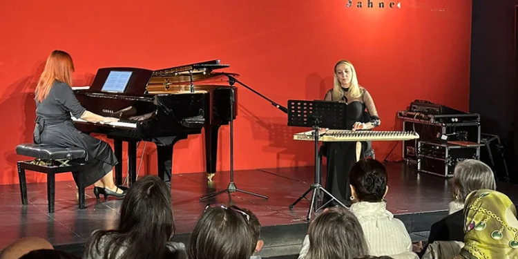 MEM’de kanun ve piyano yankılandı