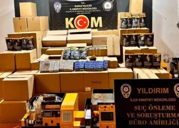 Cuma hutbesinde ‘Minberler bayrakla süslensin’ teklifi