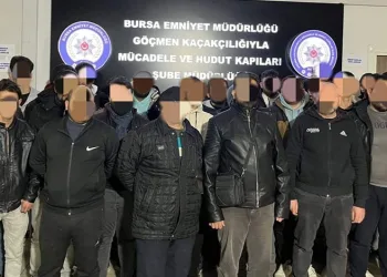 Cuma hutbesinde ‘Minberler bayrakla süslensin’ teklifi