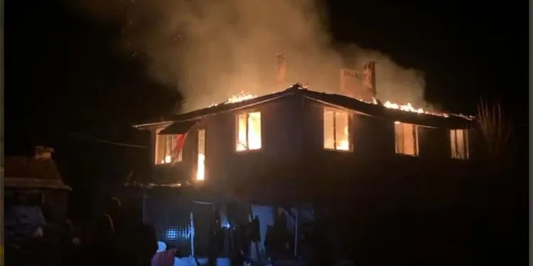 Cuma hutbesinde ‘Minberler bayrakla süslensin’ teklifi