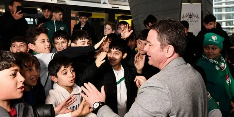 İnegöl’de araçlar çarpıştı: 2 yaralı