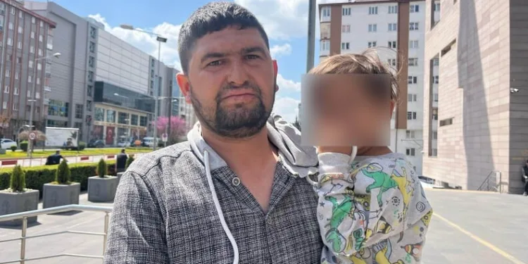 Mardin’de seyir halindeki otomobil alev aldı