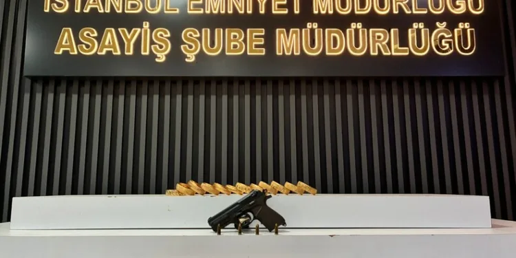 Arkadaşlarıyla alkol aldıktan rahatsızlandı, evinde hayatını kaybetti