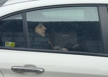 Arkadaşlarıyla alkol aldıktan rahatsızlandı, evinde hayatını kaybetti