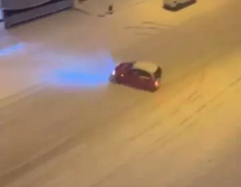 Harmankaya Tabiat Kanyonu’nun yolunu düşen kaya parçası jandarma tarafından kaldırıldı