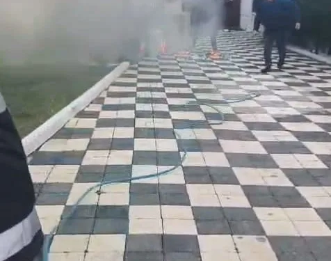 YUNANİSTAN’DA SEL SULARINA KAPANAN SÜRÜCÜ HAYATINI KAYBETTİ