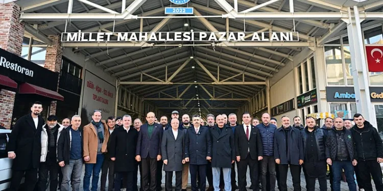 Başkan Yılmaz, pazar esnafıyla buluştu