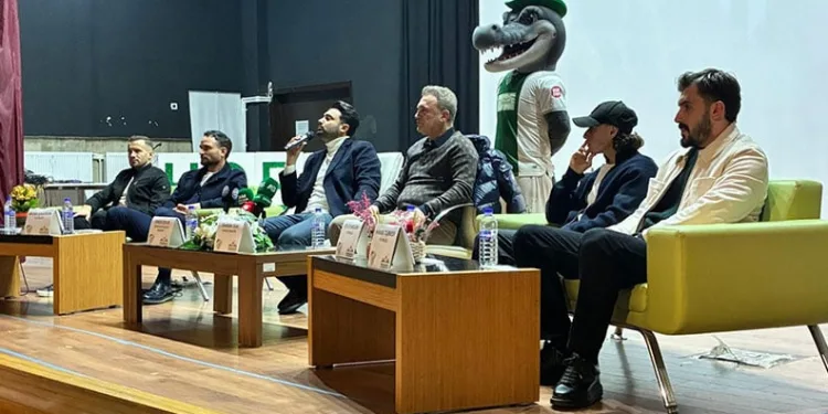 Bursaspor Mudanya’da öğrencilerle buluştu