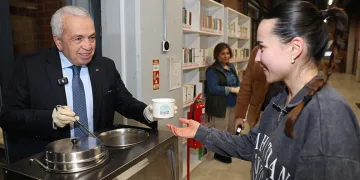 Şadi Özdemir’den finaller öncesi gençlere moral ziyareti